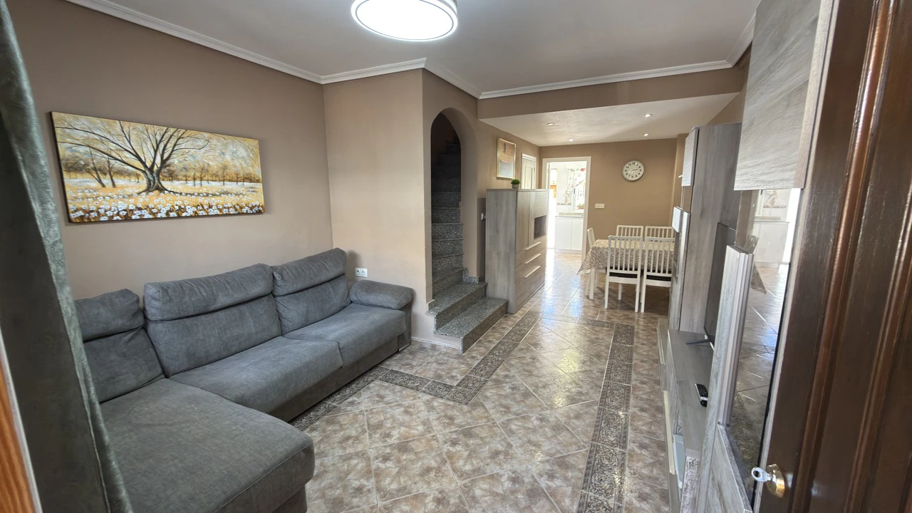 Casa adosada en venta en La Zenia