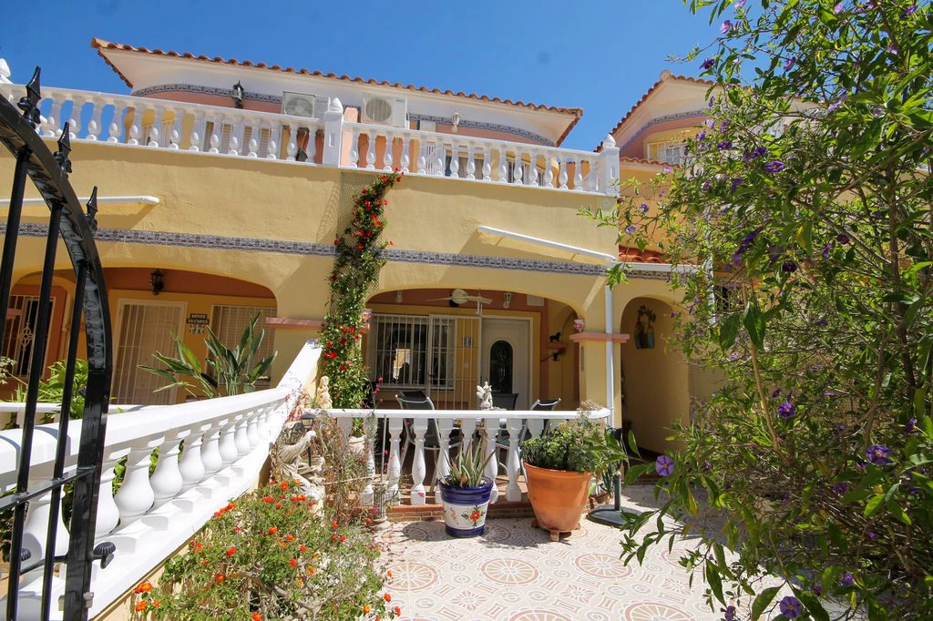 Terraced house for sale in Orihuela Costa