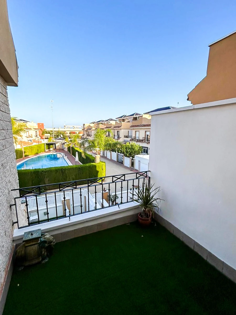 Terraced house for sale in Pilar De La Horadada