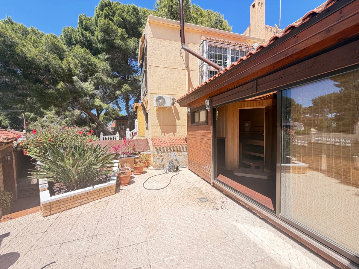 Villa te verkoop in Los Balcones