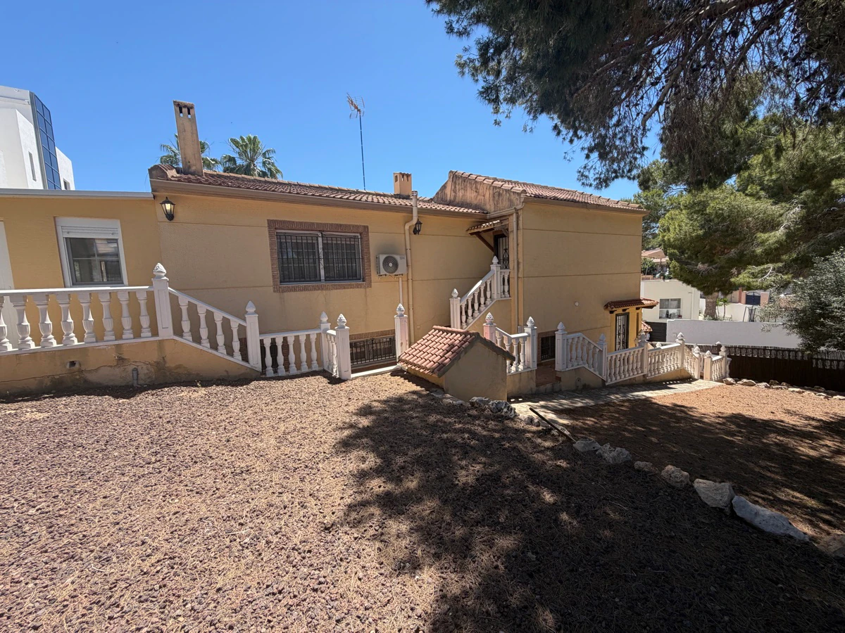 Villa te verkoop in Los Balcones