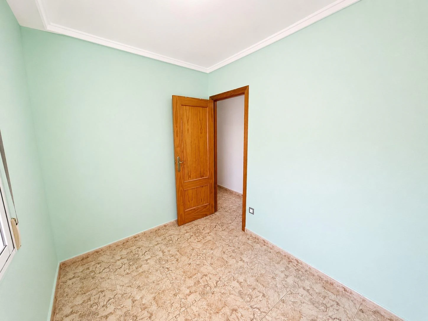 Penthouse opportunity with 3 bedrooms, 2 bathrooms and pool