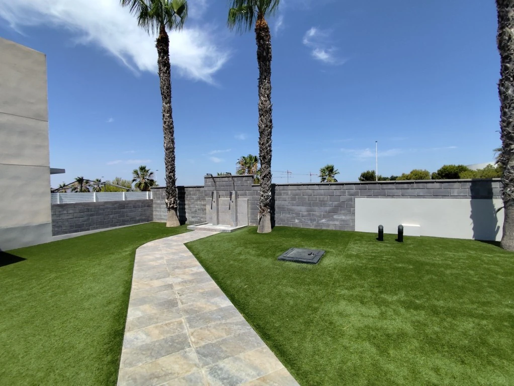 Terraced house for sale in Torrevieja