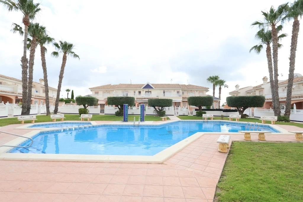 Maison jumelée à la vente à Rojales