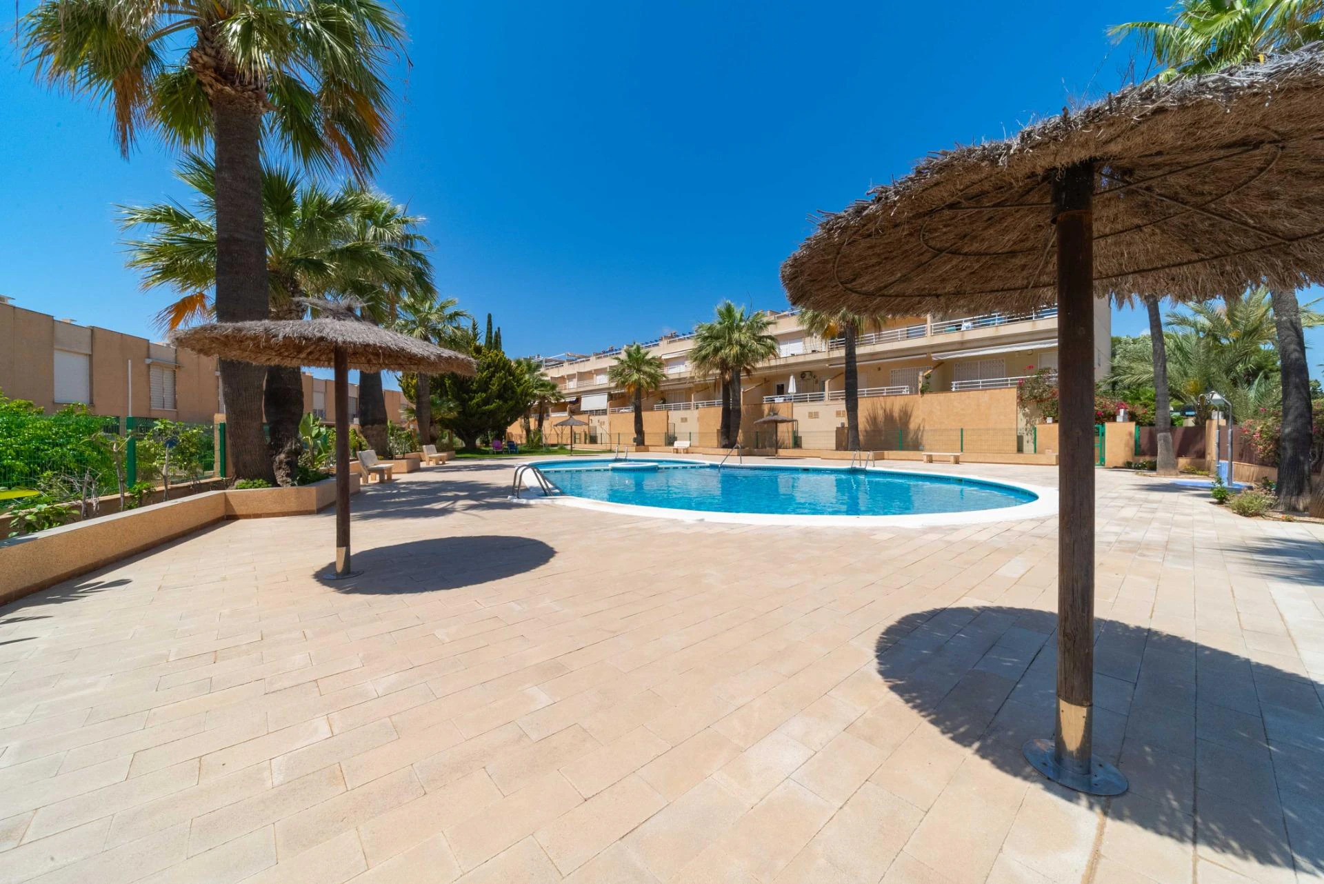Maison jumelée à la vente à Orihuela Costa