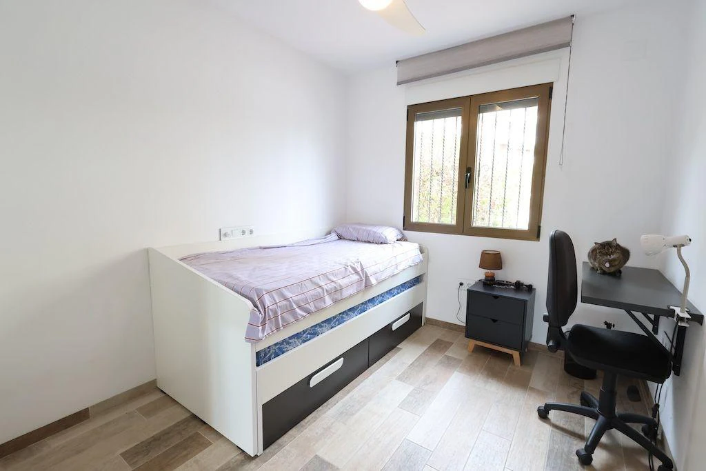 Tvåvåningshus till försäljning i Cabo Roig