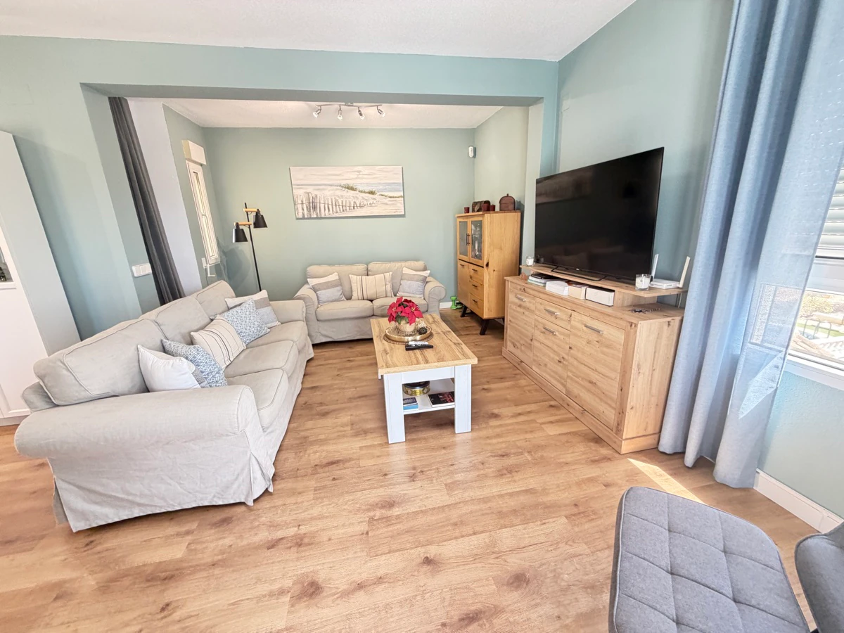 Villa till försäljning i Villamartin