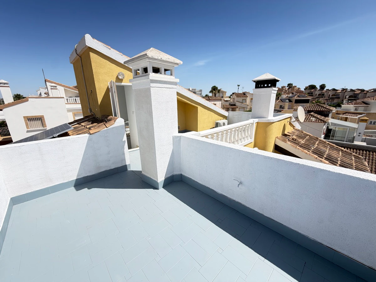 Villa till försäljning i Villamartin