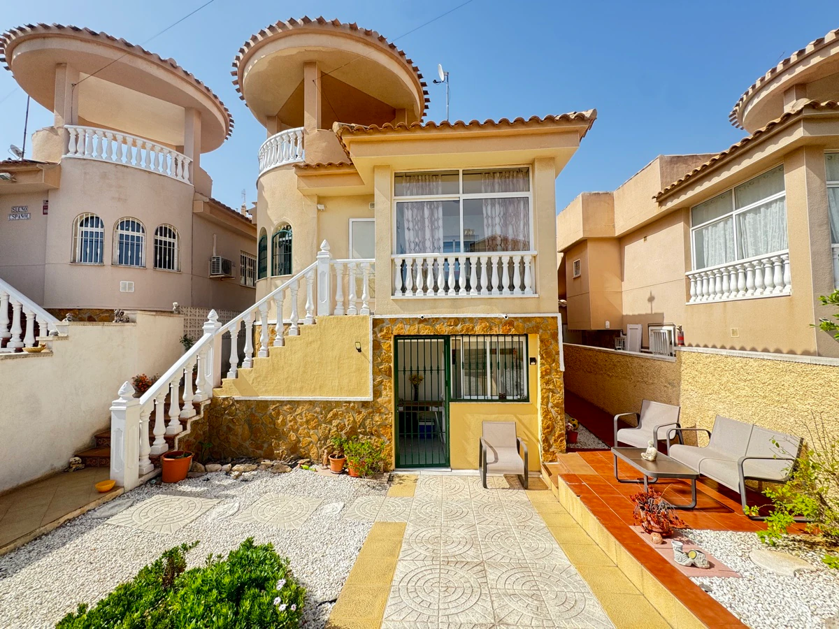 Chalet/Villa en venta en Villamartin