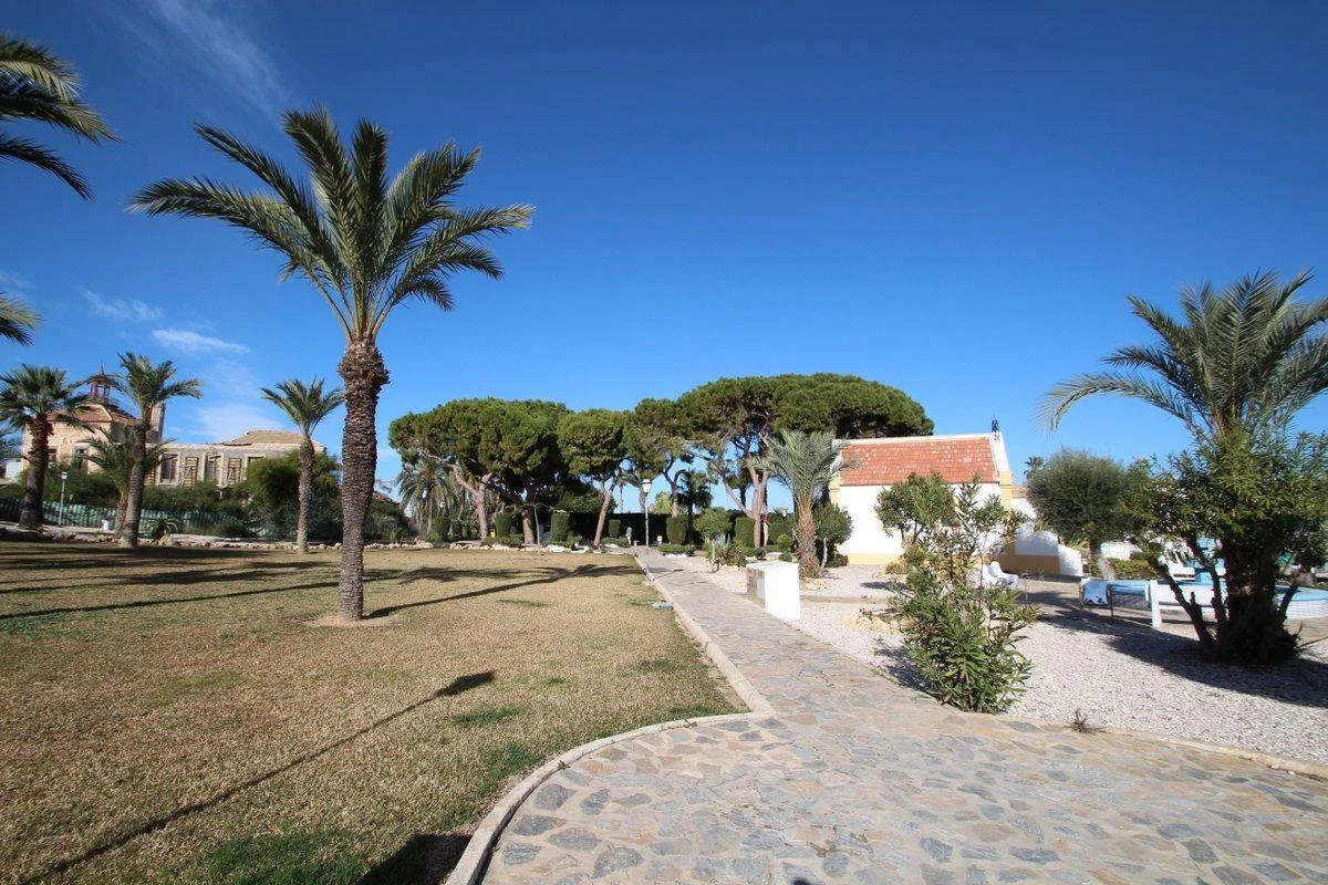 Bungalow for sale in Torrevieja