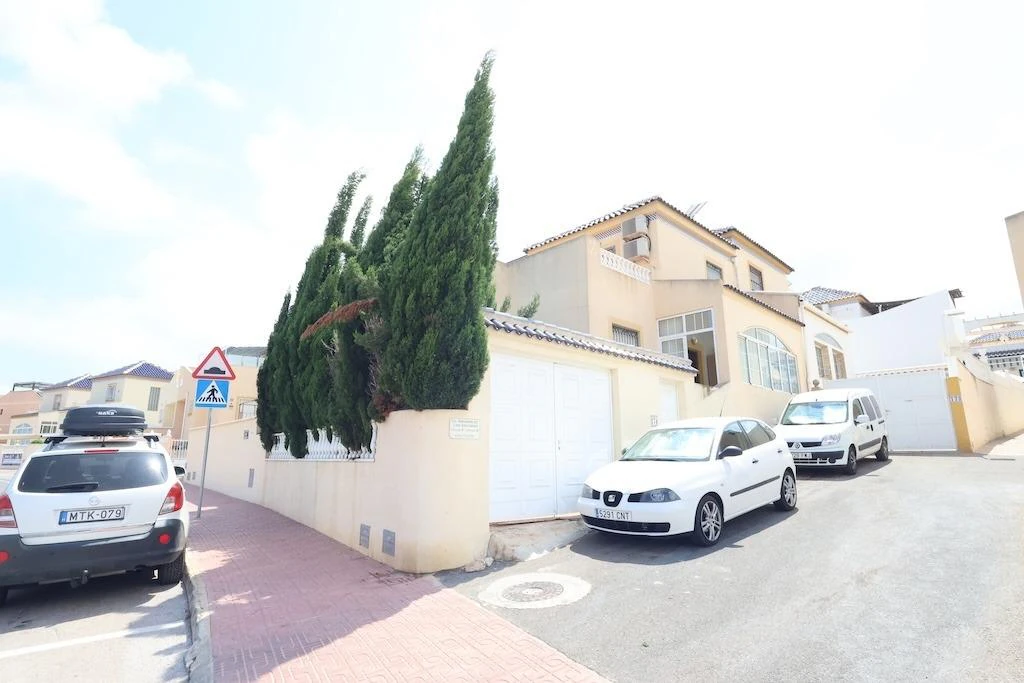 Maison jumelée à la vente à Torrevieja