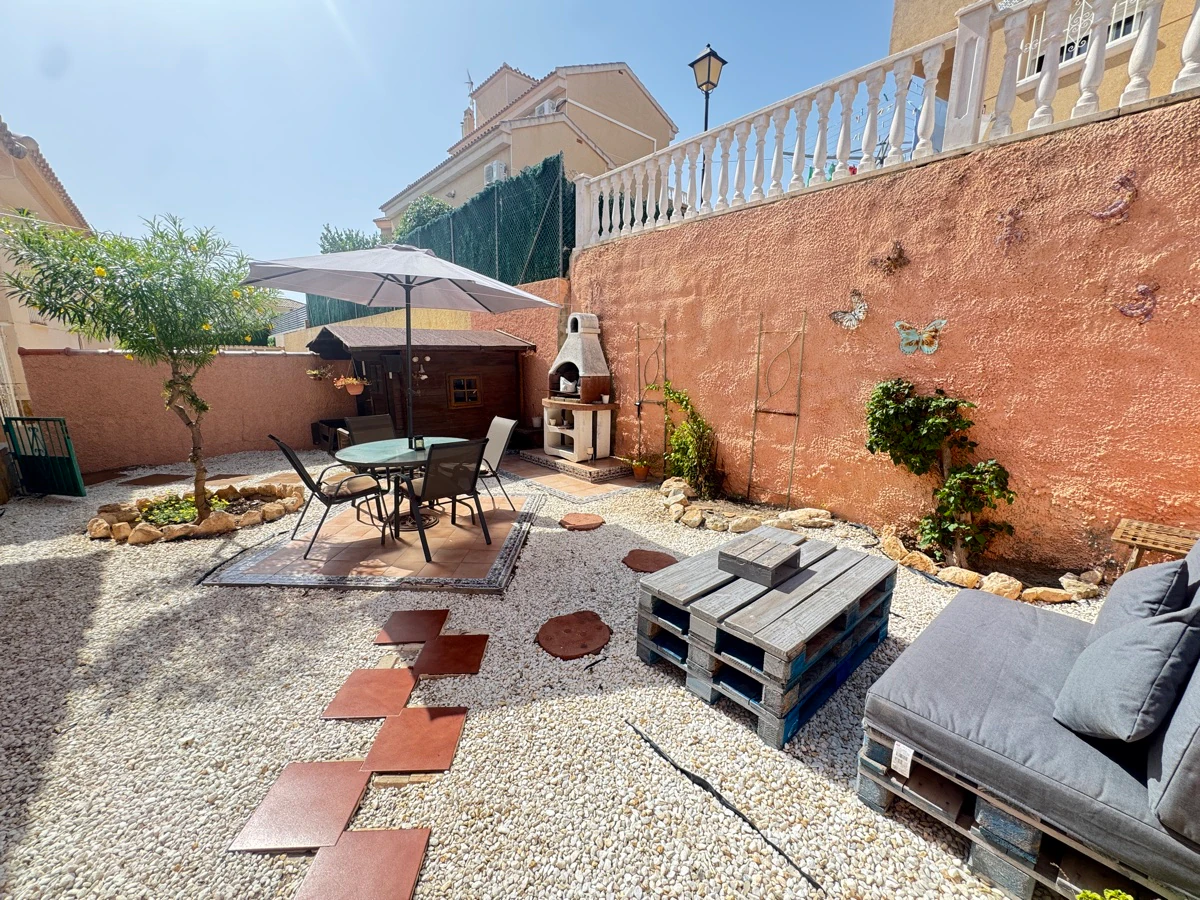 Chalet/Villa en venta en Villamartin