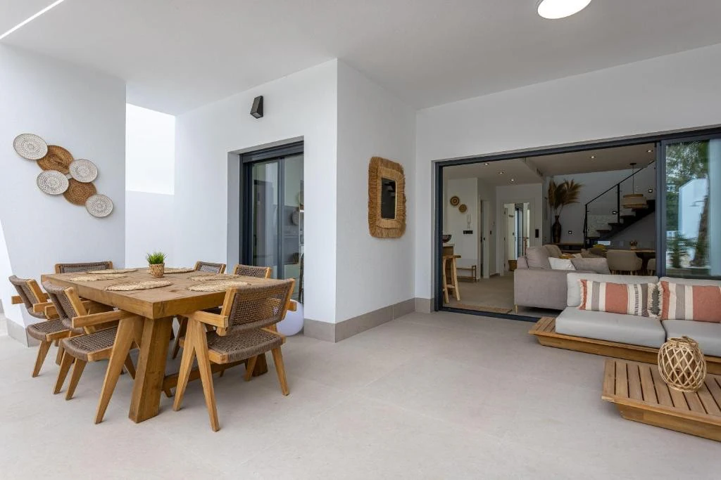 Villa à la vente à Dolores