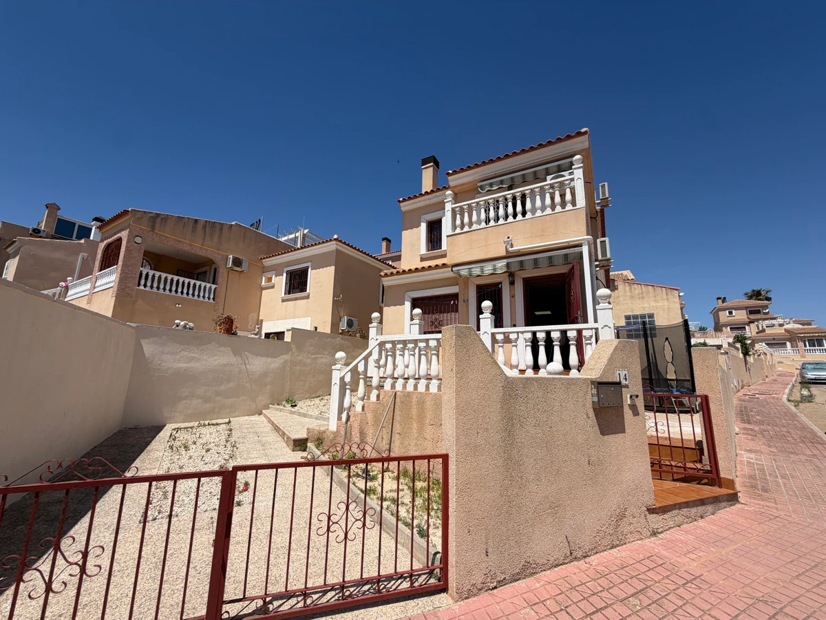 Chalet/Villa en venta en Villamartin