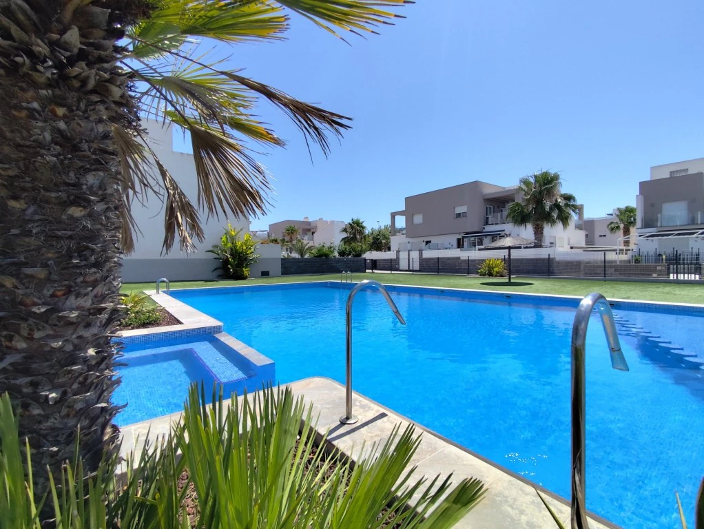 Terraced house for sale in Torrevieja