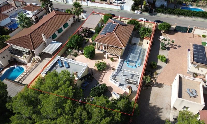 Villa till försäljning i Pinar De Campoverde