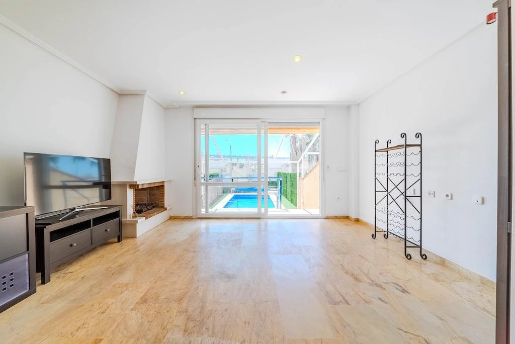 Maison jumelée à la vente à Orihuela Costa