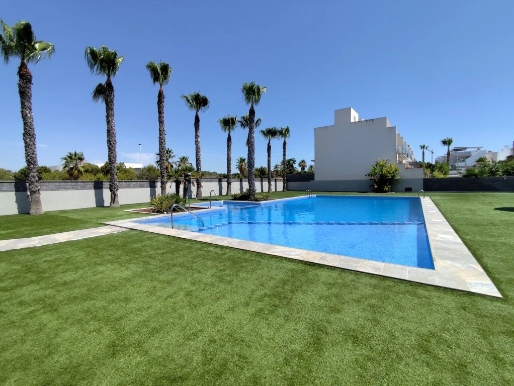 Terraced house for sale in Torrevieja