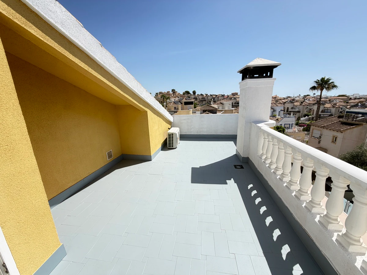 Villa till försäljning i Villamartin