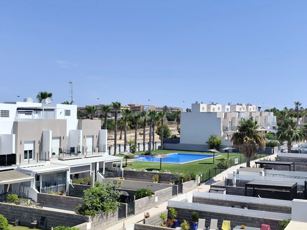 Terraced house for sale in Torrevieja