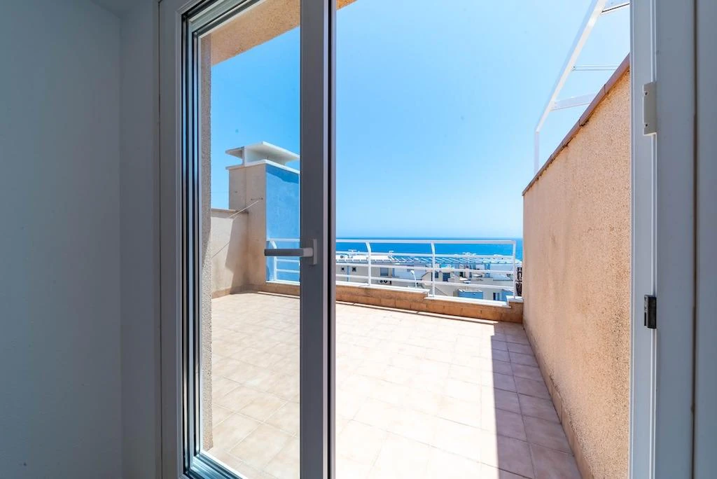 Maison jumelée à la vente à Orihuela Costa