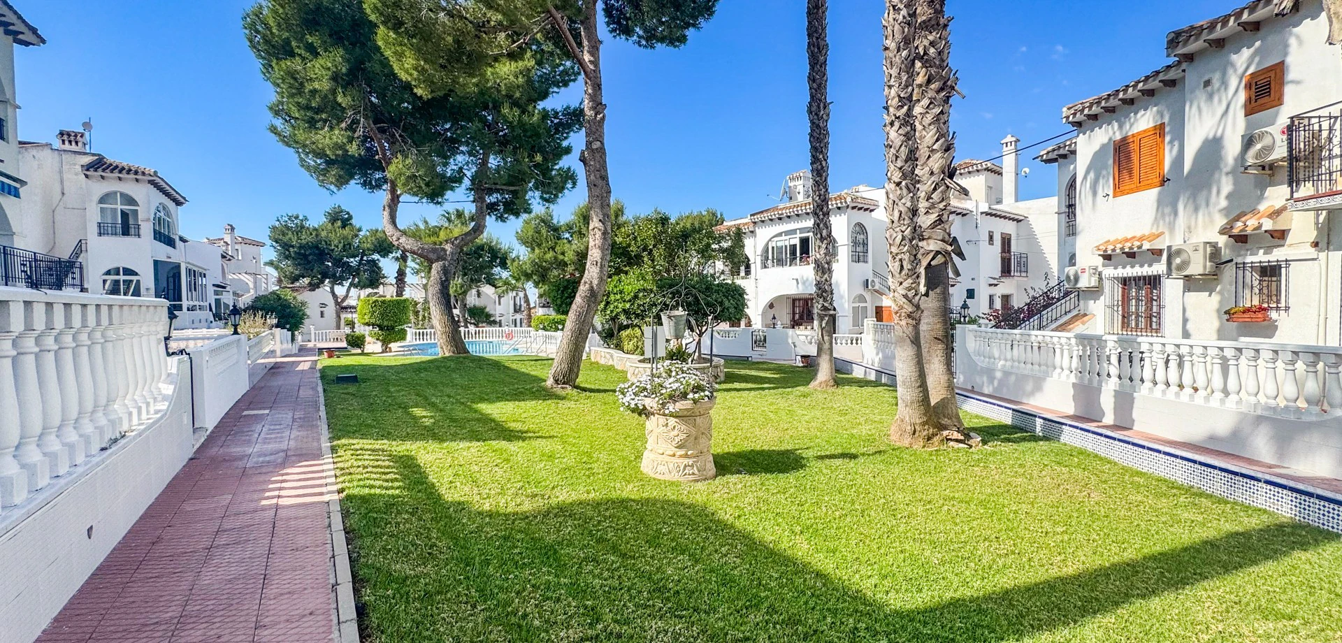 Bungalow for sale in Torrevieja