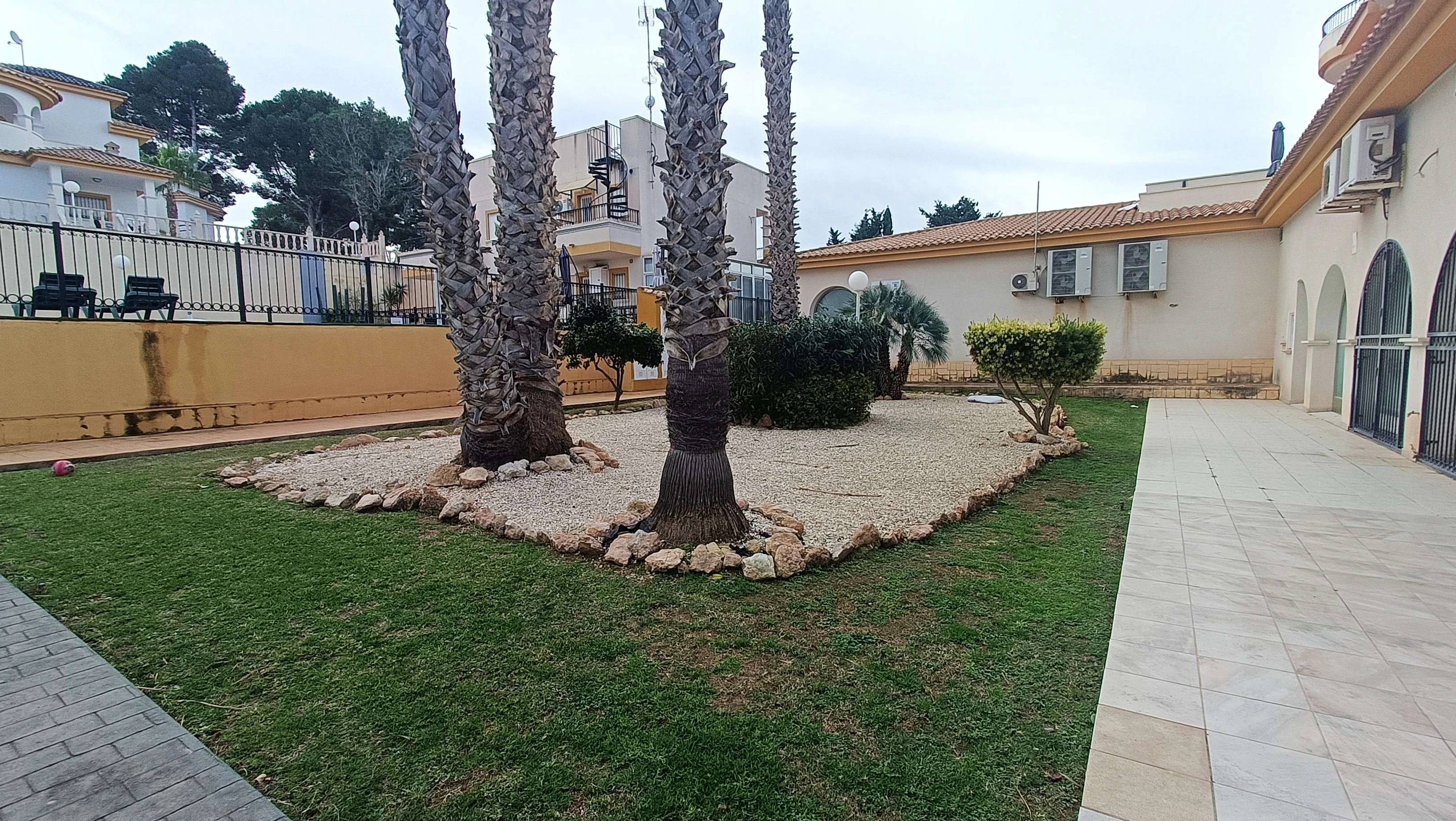Flat for sale in Villamartin