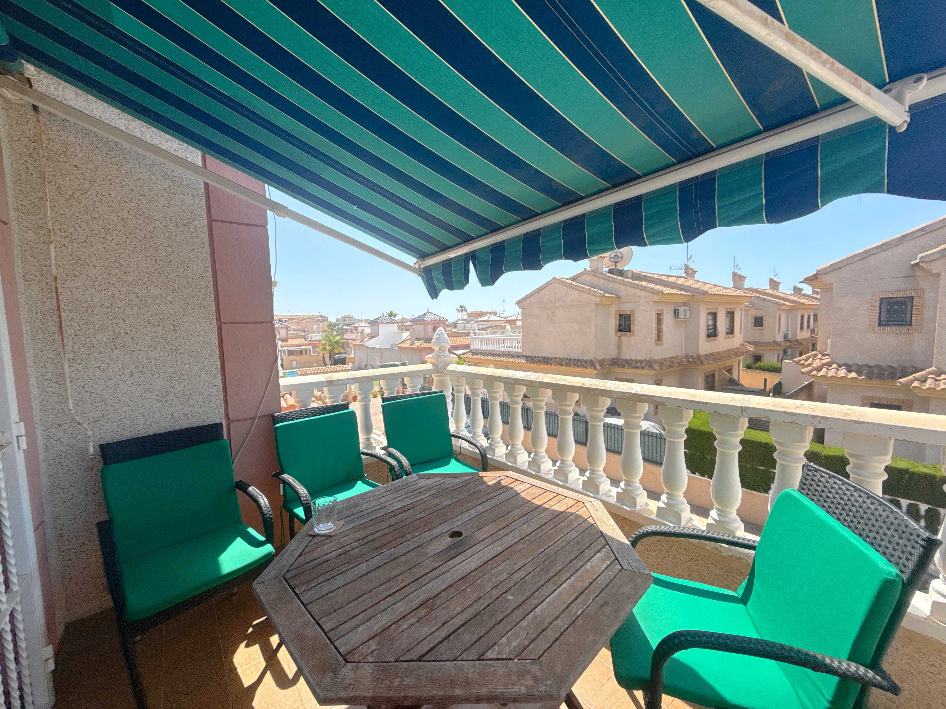 Takvåning till försäljning i Playa Flamenca