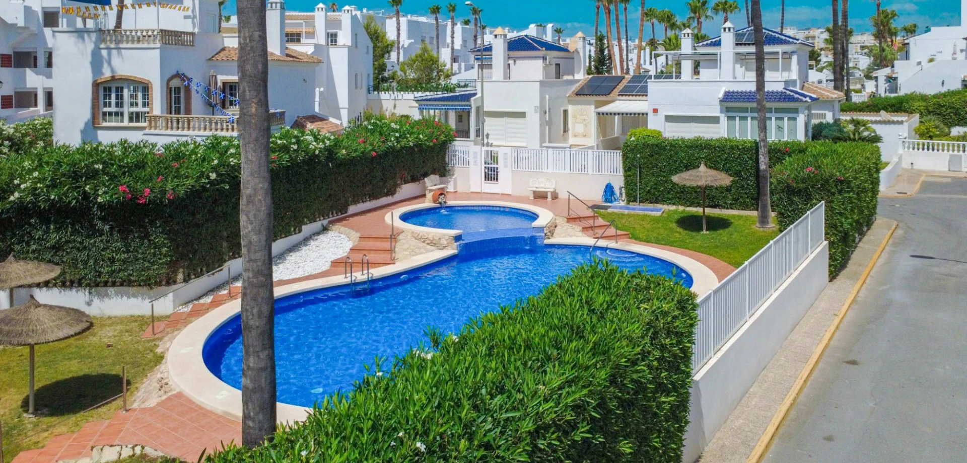 Terraced house for sale in Orihuela Costa