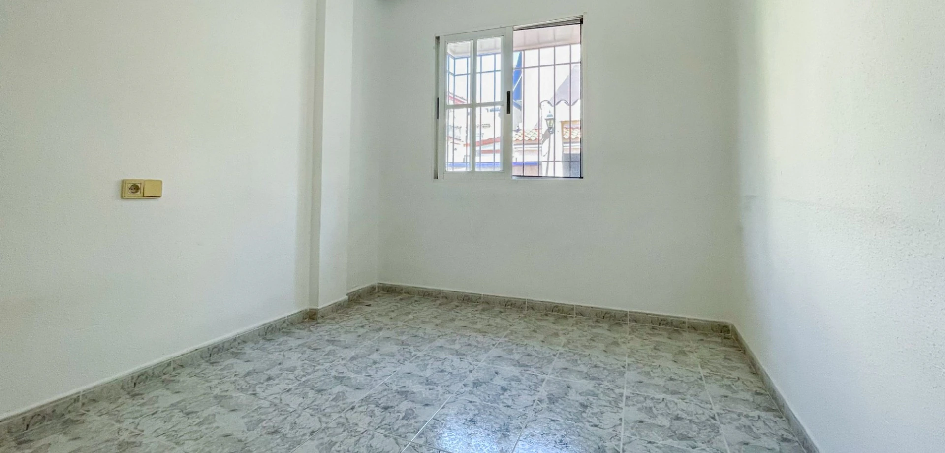 Bungalow for sale in Orihuela Costa