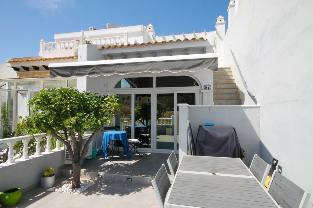 Terraced house for sale in Orihuela Costa