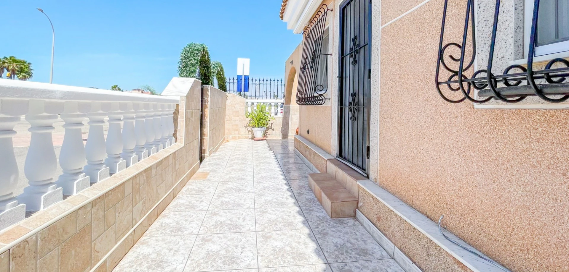 Bungalow for sale in Los Alcazares