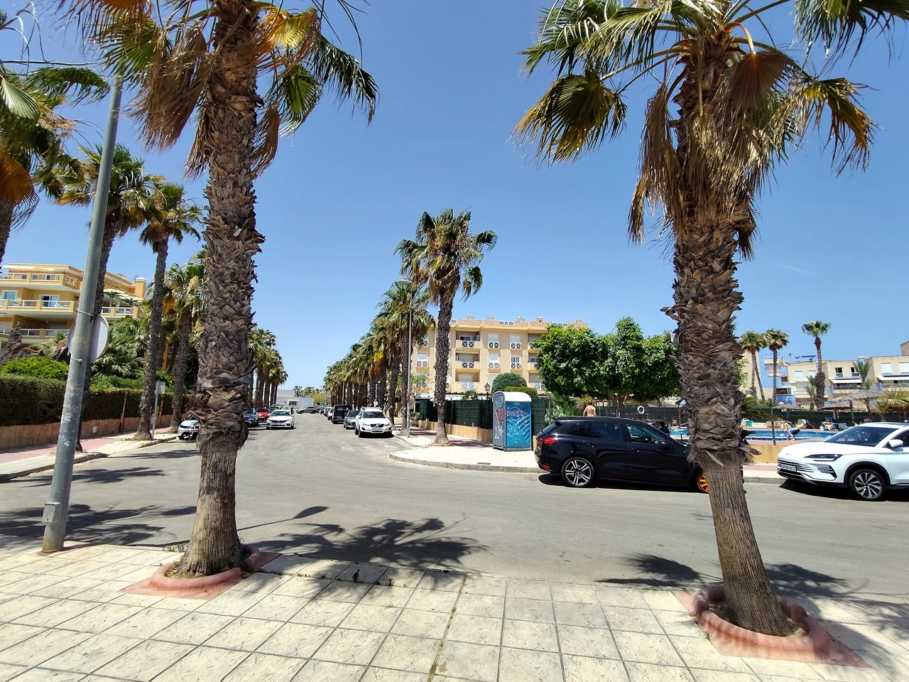 Platt till försäljning i Cabo Roig