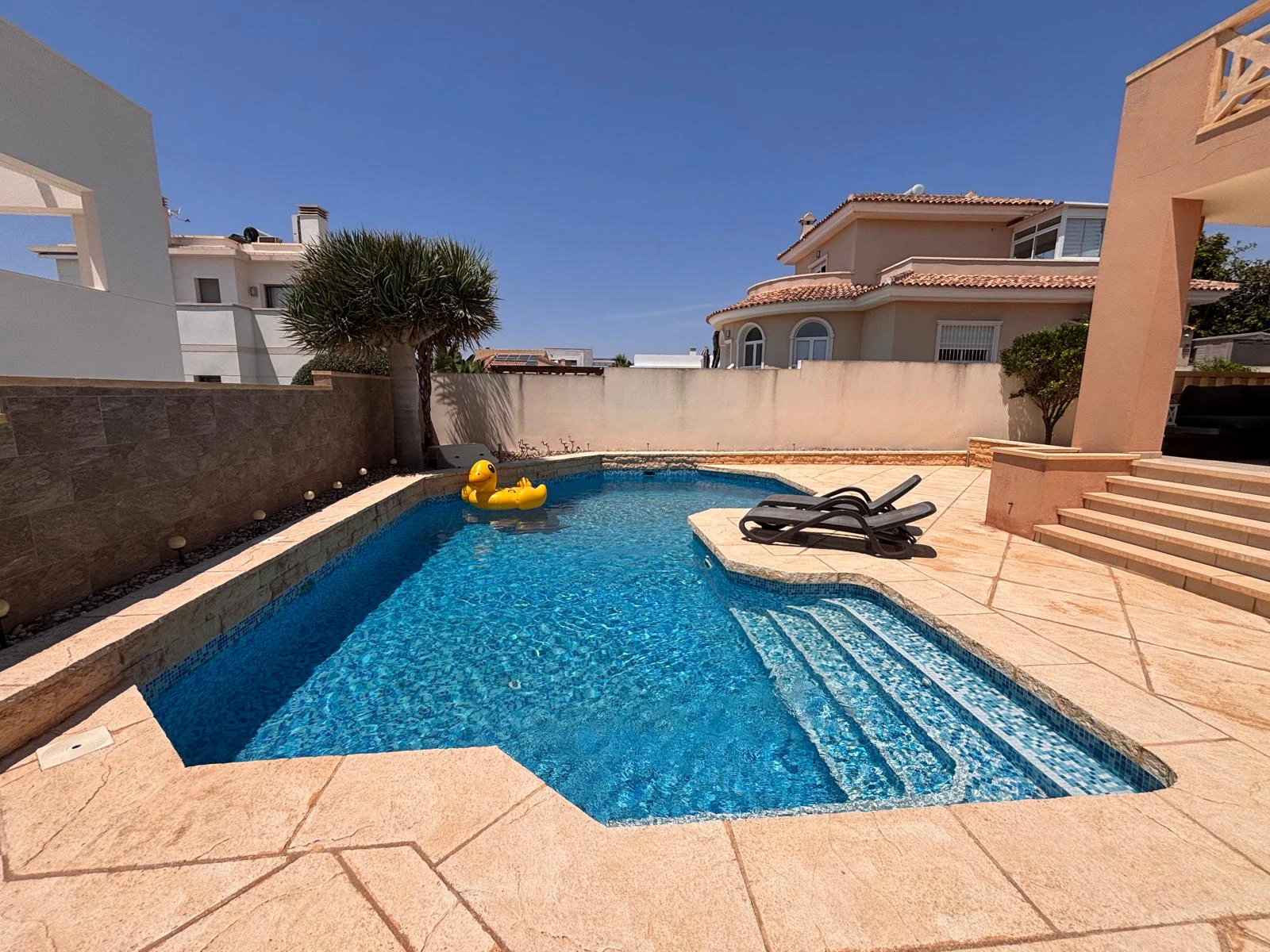 Villa for sale in Urbanización Ciudad Quesada