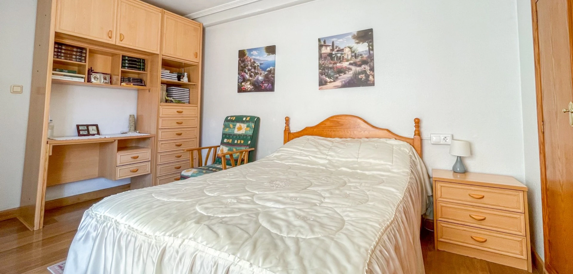 Flat for sale in Torrevieja