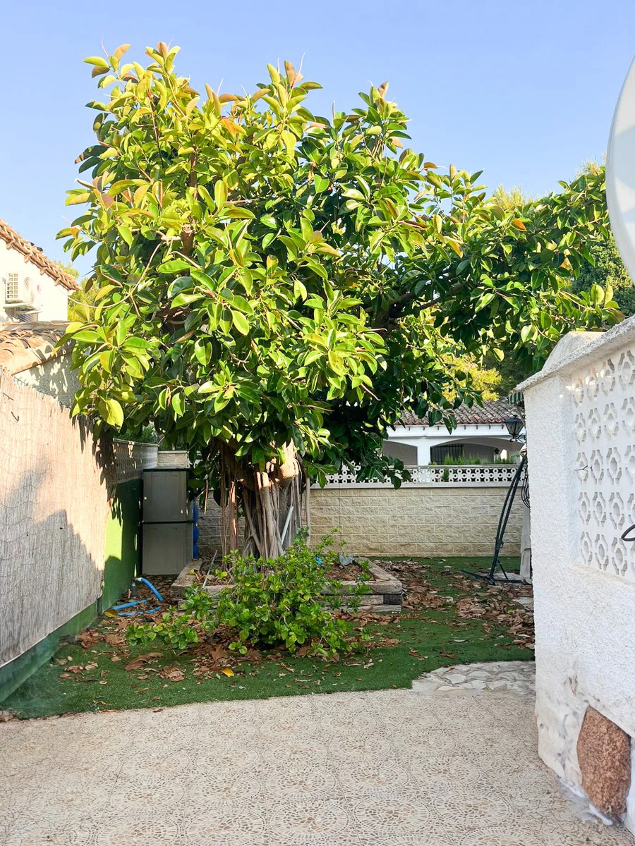 Villa till försäljning i Orihuela Costa