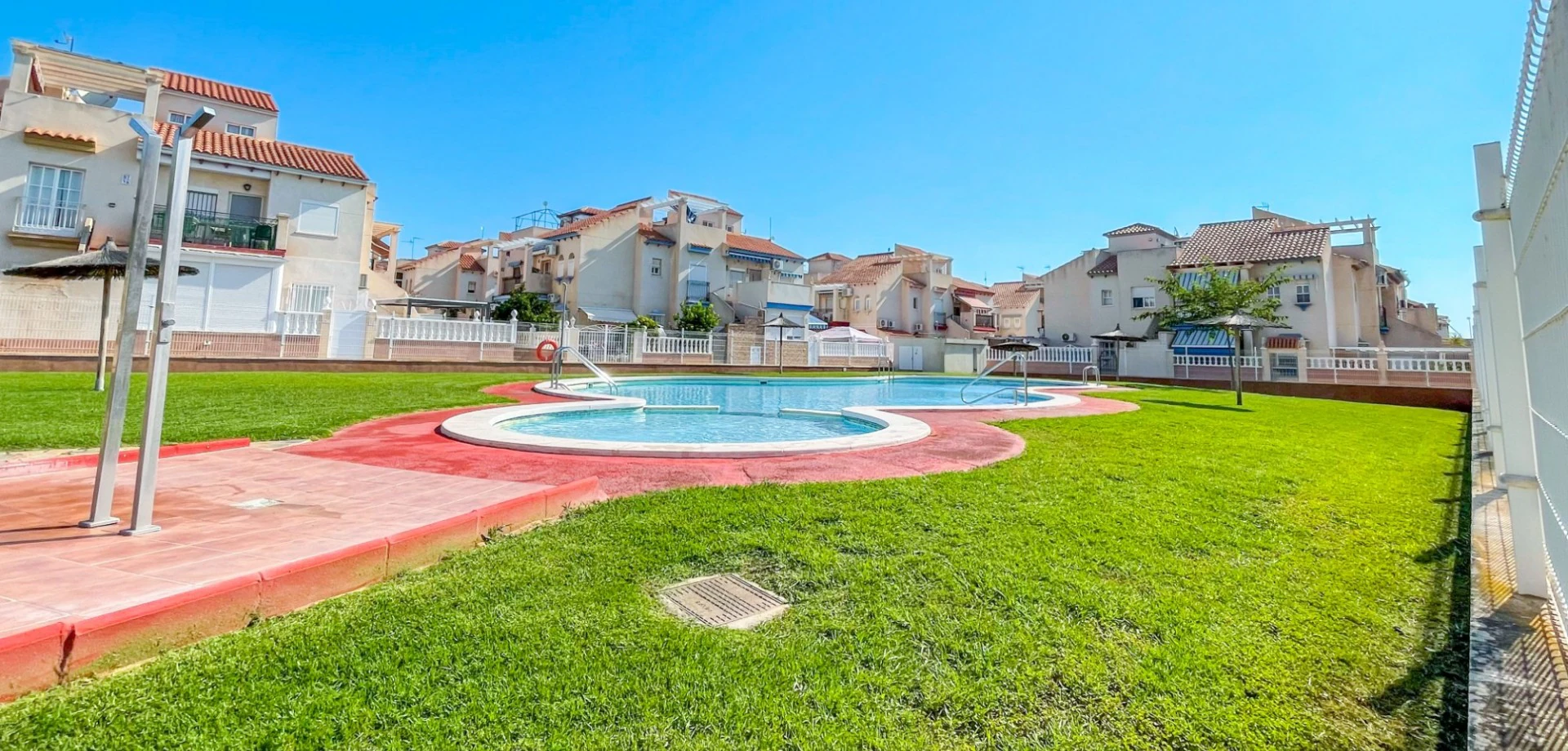 Bungalow for sale in Orihuela Costa