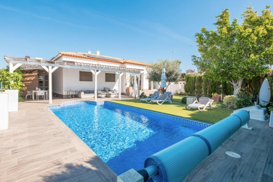 Villa for sale in San Fulgencio
