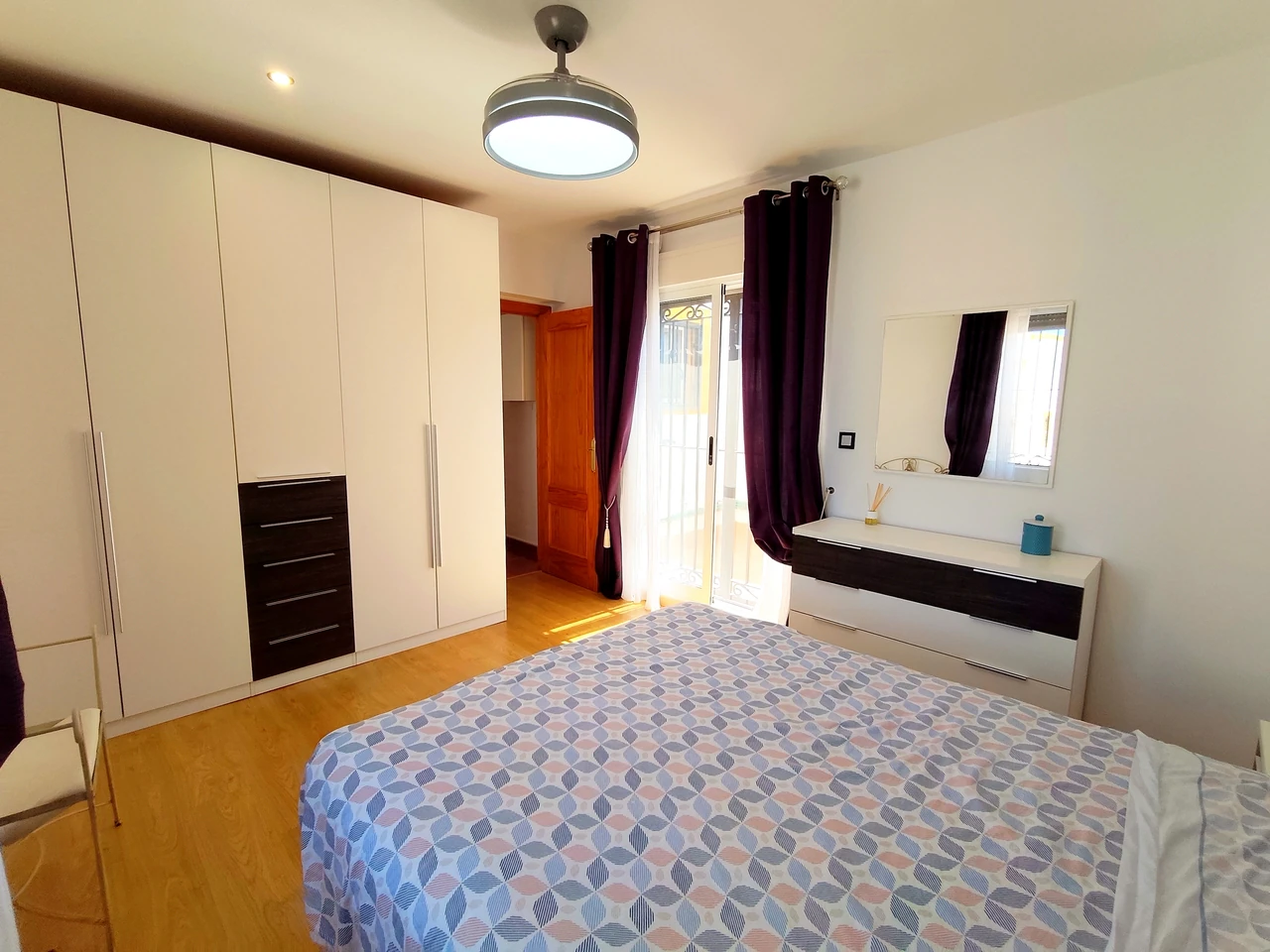 Casa plurifamiliare in vendita a Los Altos