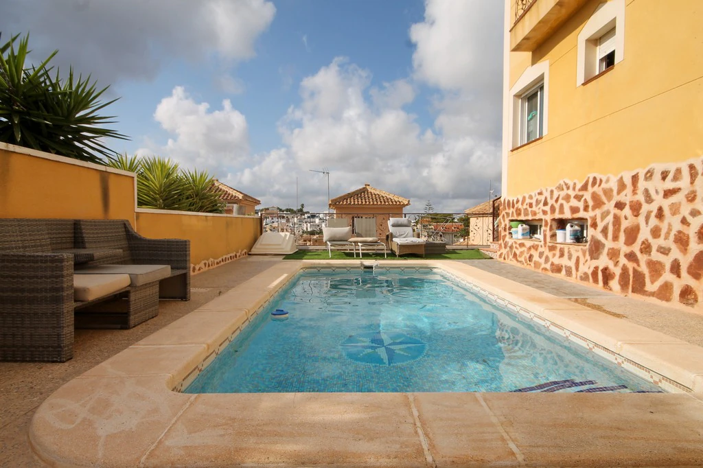 Terraced house for sale in San Miguel De Salinas