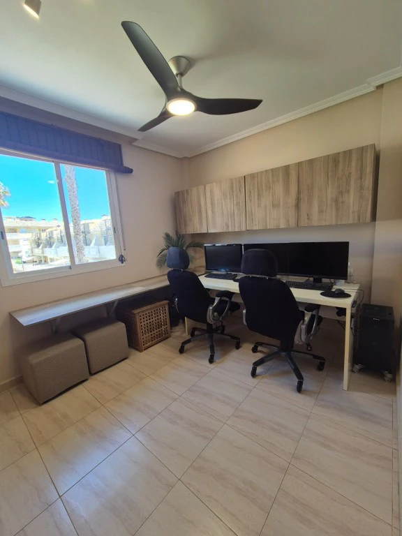 Casa adosada en venta en Lomas De Cabo Roig