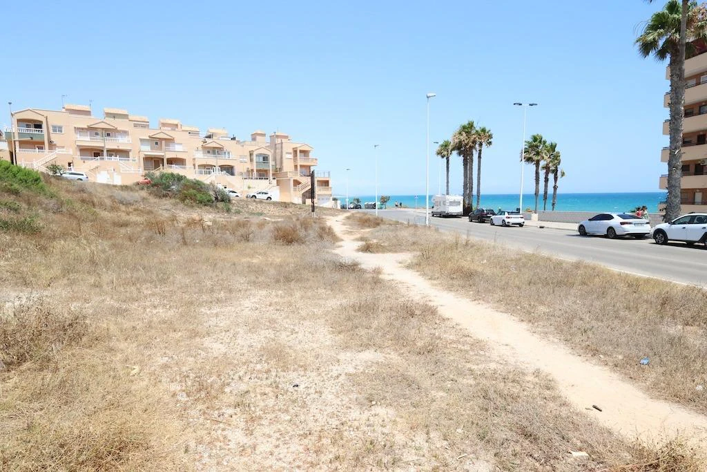 Plot for sale in Torrevieja