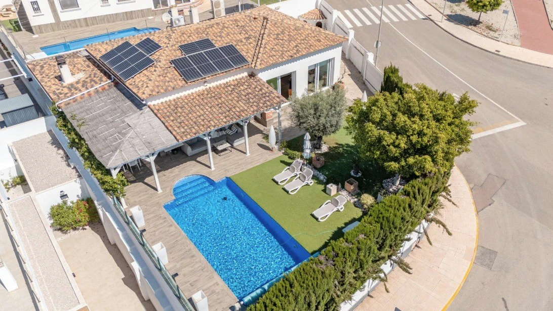 Villa for sale in San Fulgencio