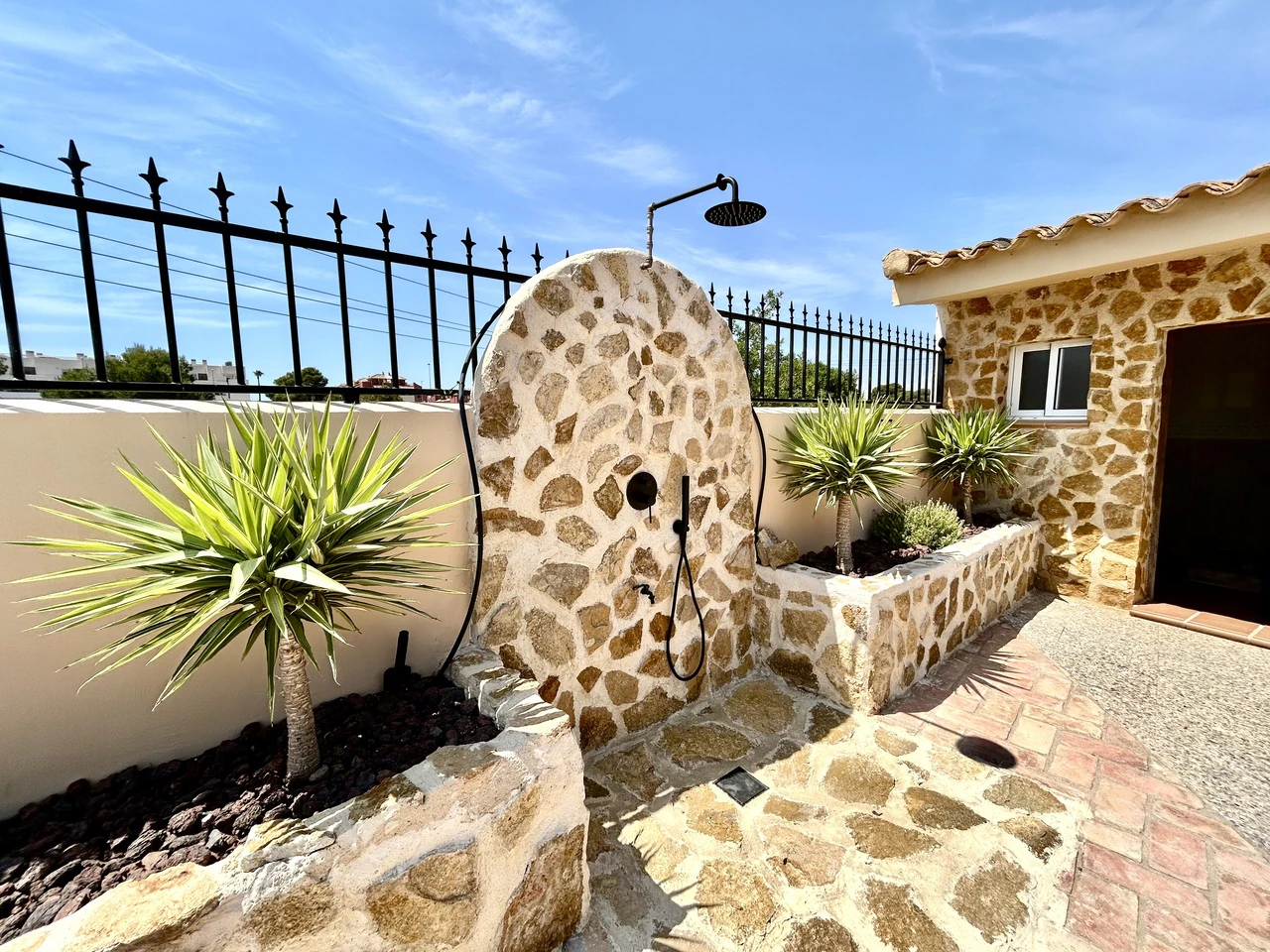 Villa for sale in La Zenia