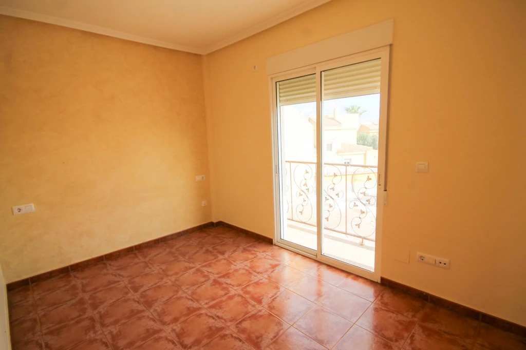 Terraced house for sale in San Miguel De Salinas