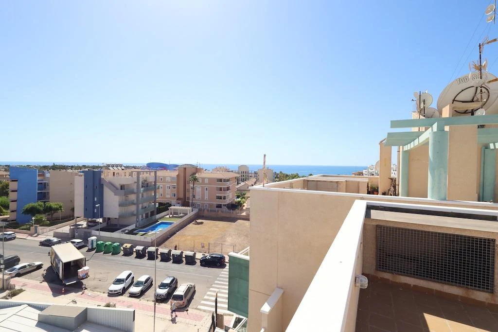 Penthouse for sale in Orihuela Costa