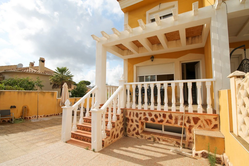Terraced house for sale in San Miguel De Salinas