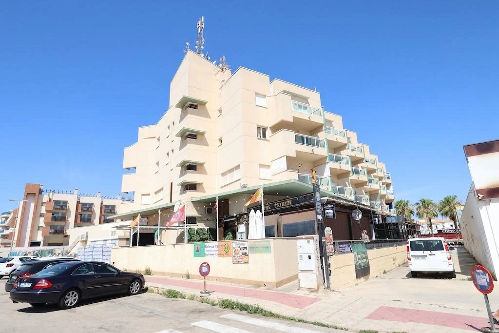 Penthouse for sale in Orihuela Costa