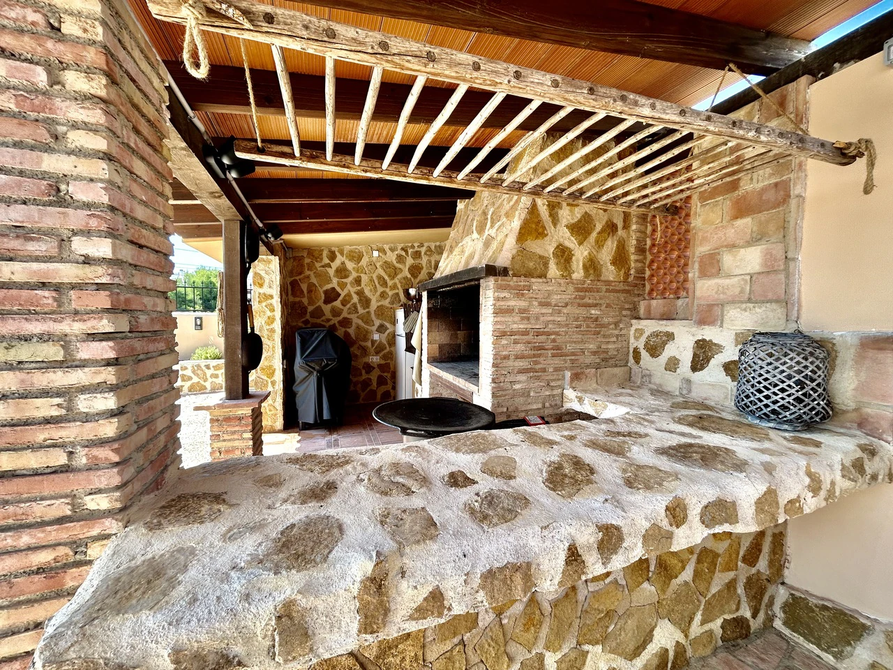Villa for sale in La Zenia