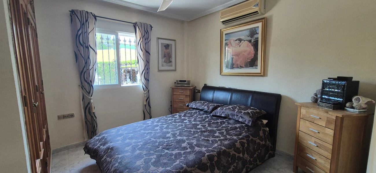 Villa for sale in Villamartin